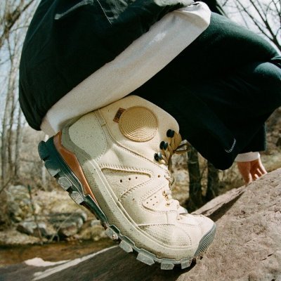 3 Vault by Vans